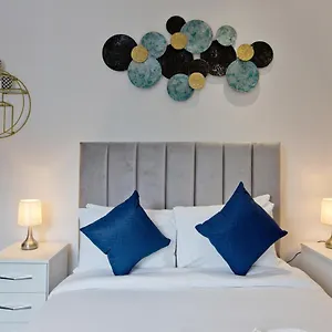 imperial-liverpool-street-apartments.brighton-hotels-england.com/