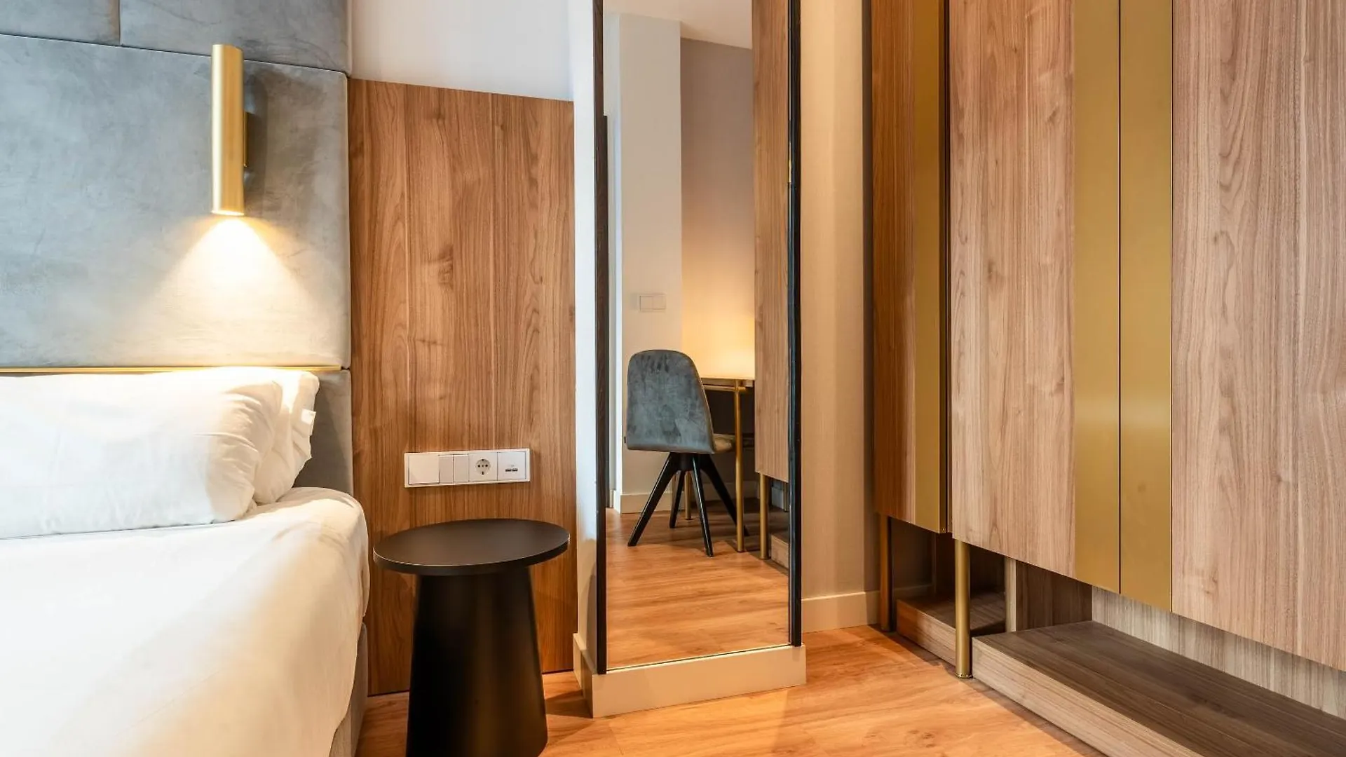 Limehome San Sebastian Zubieta Kalea 0*,  Spain